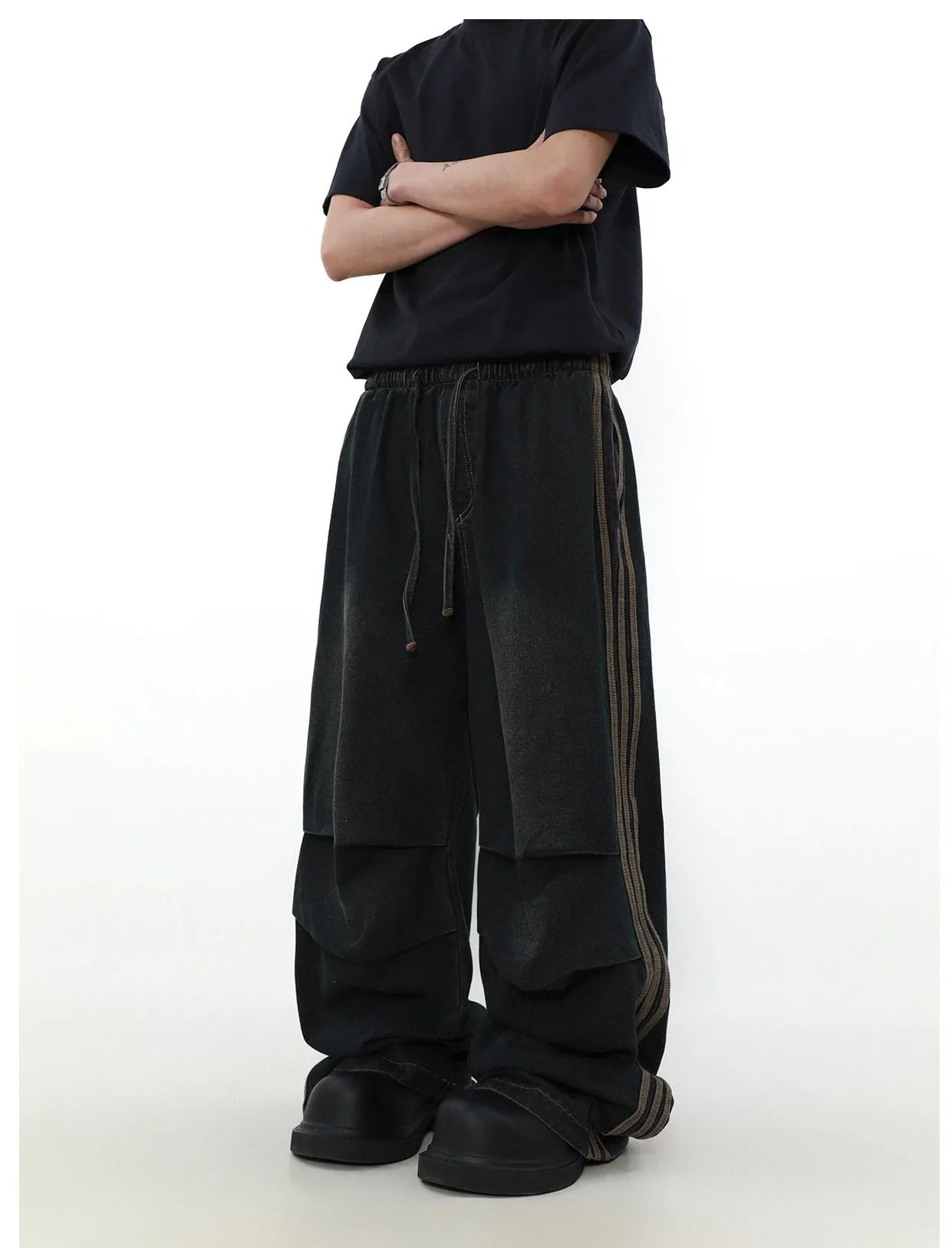 Elastic Washed Pleated Stripes Jeans