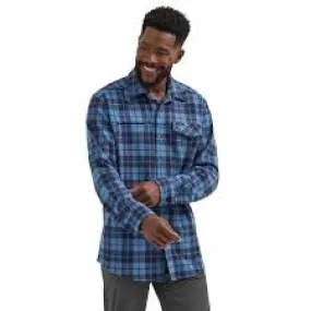 MENS WRANGLER ATG CAMPSITE SHIRT HARBOR