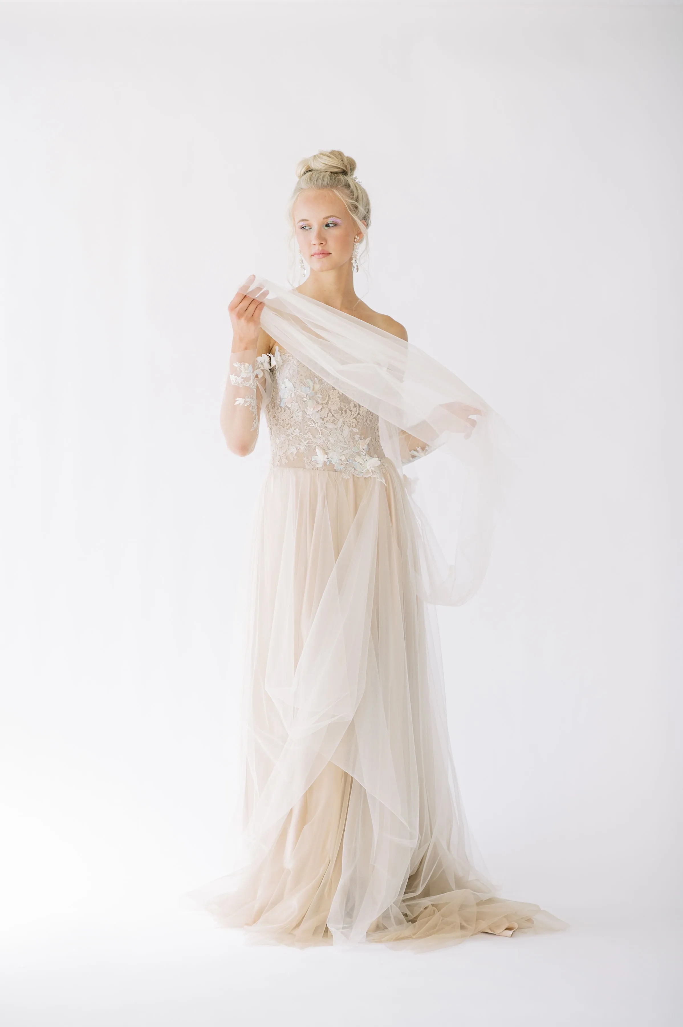 POEME Whimsical Romantic Wedding Dress
