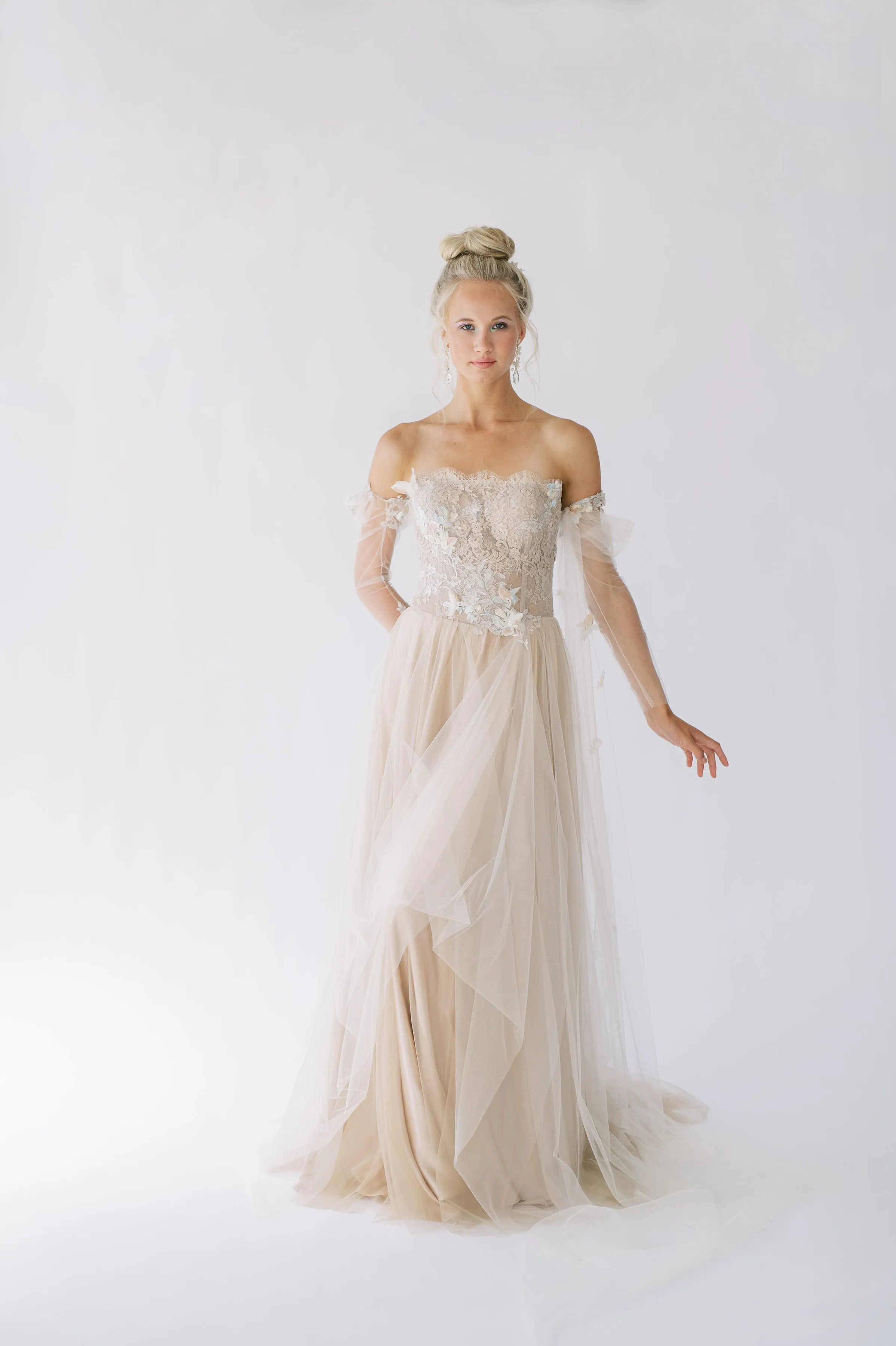 POEME Whimsical Romantic Wedding Dress