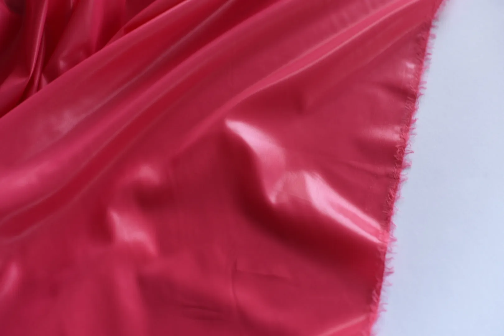 Water Just Glides Off Me ( Bright Rose ) -  Polyamide